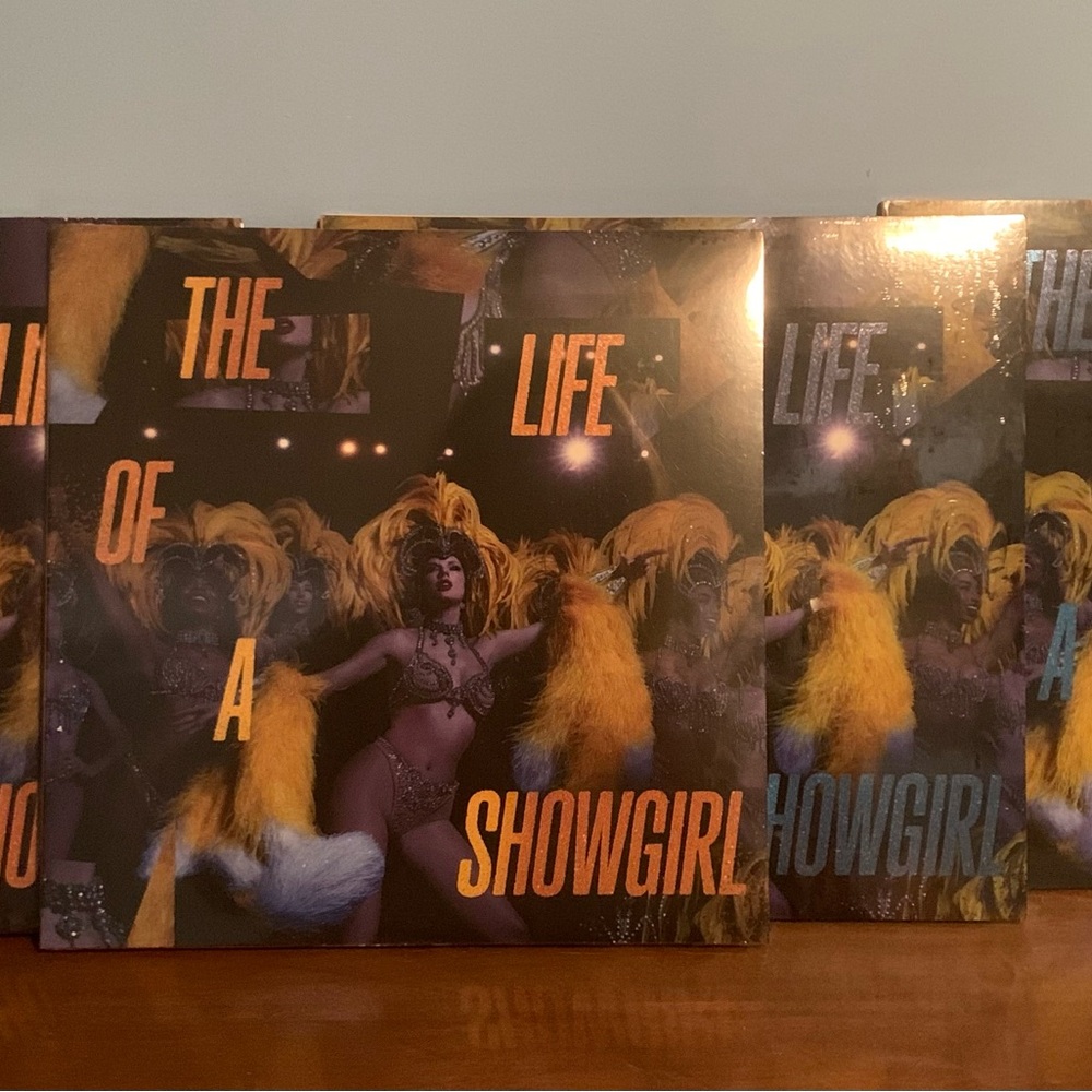 Taylor Swift Vinyl. That’s show business.